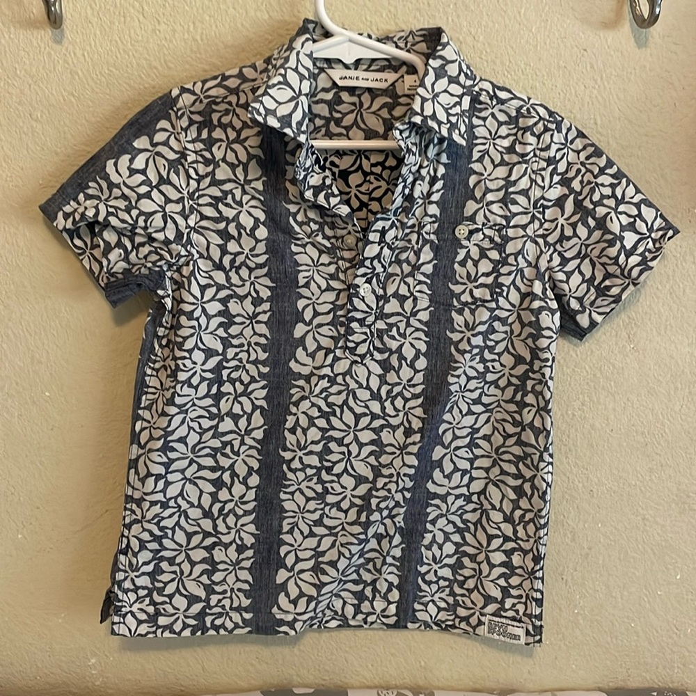 Janie and Jack: Boys Palm Tree Button Down Shirt Size 4